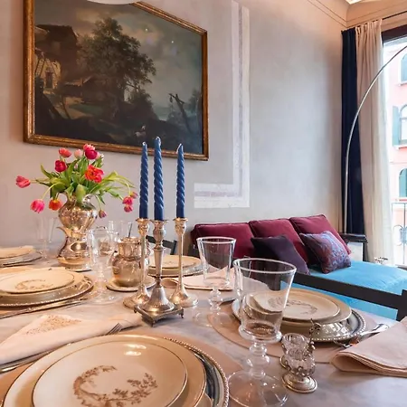 Apartment Ca Dei Dalmati - The Blue Canal View