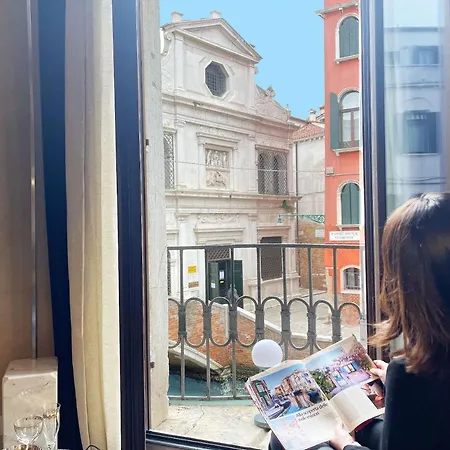 Ca Dei Dalmati - The Blue Canal View Apartament *