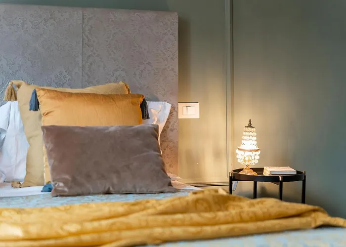 Ca Dei Dalmati - The Blue Canal View